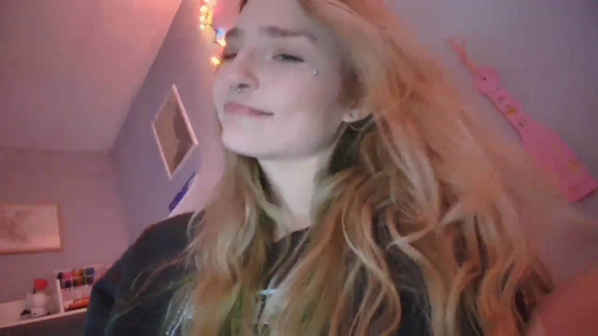 Gallery image thumbnail from DuckChan0's myfreecams stream on, 01/08/2026, 19:07 image 3 of 20