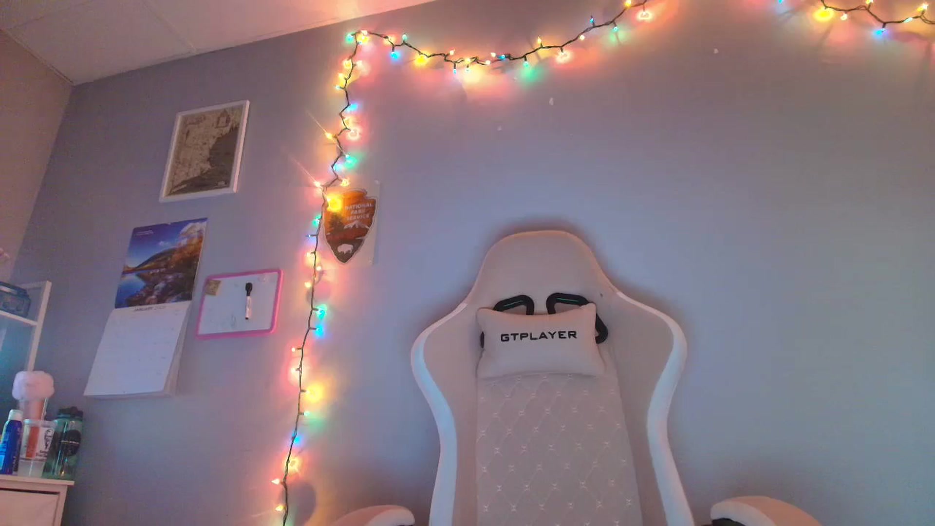 Gallery image thumbnail from DuckChan0's myfreecams stream on, 01/09/2026, 18:14 image 11 of 20