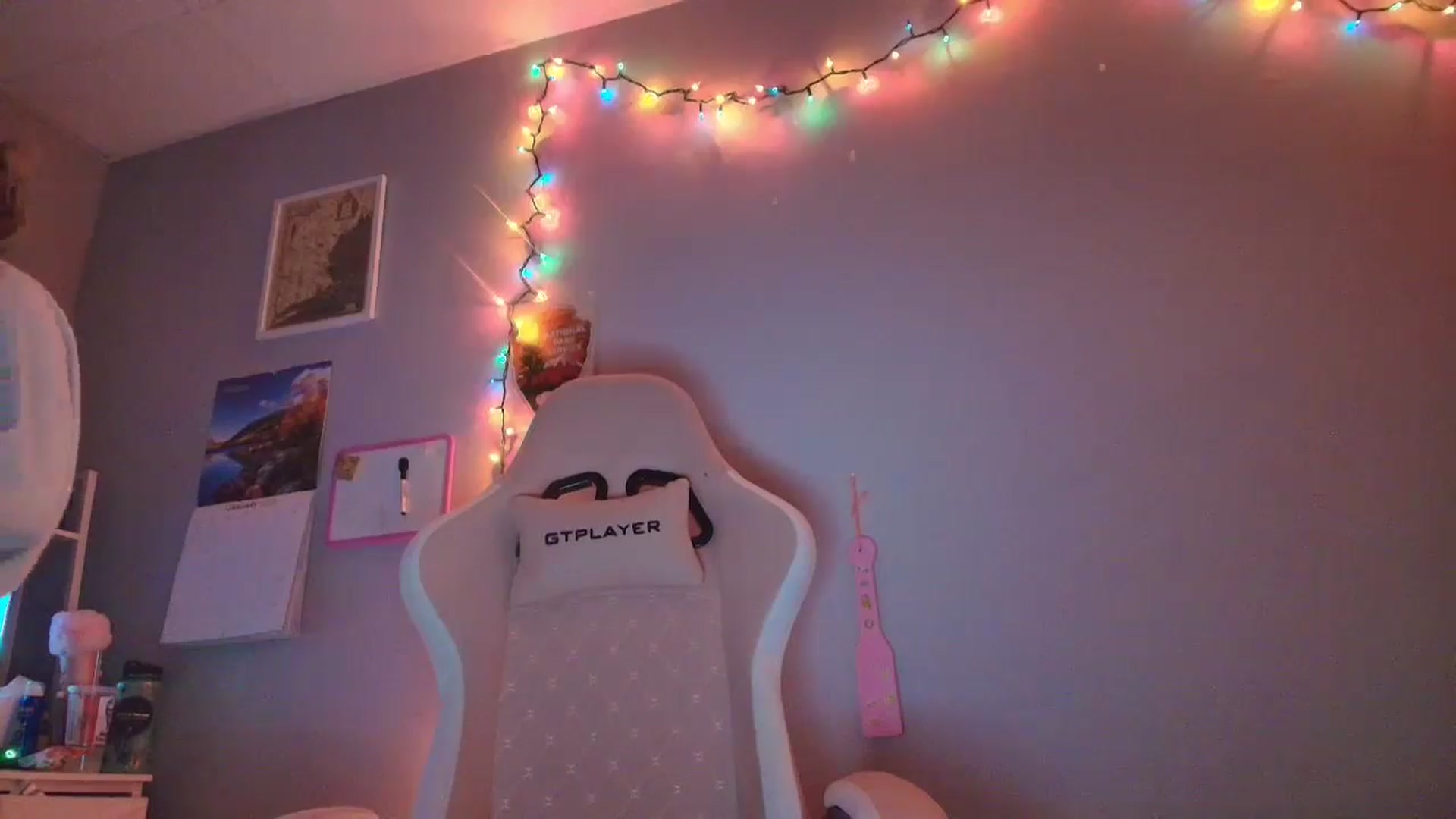 Gallery image thumbnail from DuckChan0's myfreecams stream on, 01/10/2026, 24:48 image 4 of 20