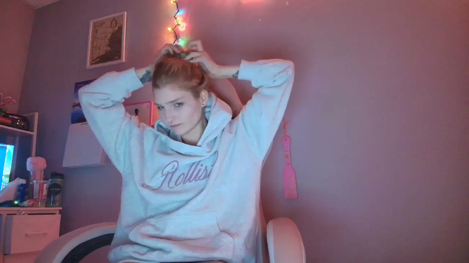 Gallery image thumbnail from DuckChan0's myfreecams stream on, 01/10/2026, 24:48 image 2 of 20