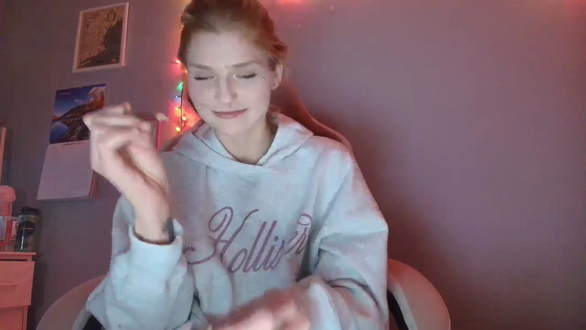 Gallery image thumbnail from DuckChan0's myfreecams stream on, 01/10/2026, 24:48 image 6 of 20