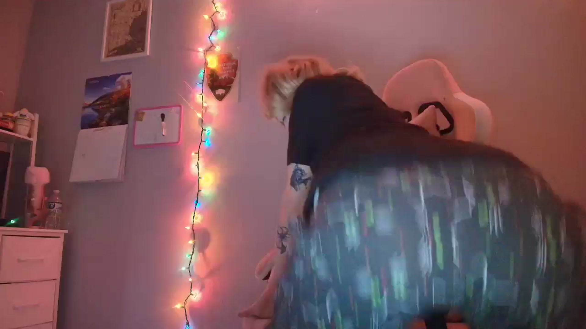 Gallery image thumbnail from DuckChan0's myfreecams stream on, 01/11/2026, 24:01 image 6 of 20
