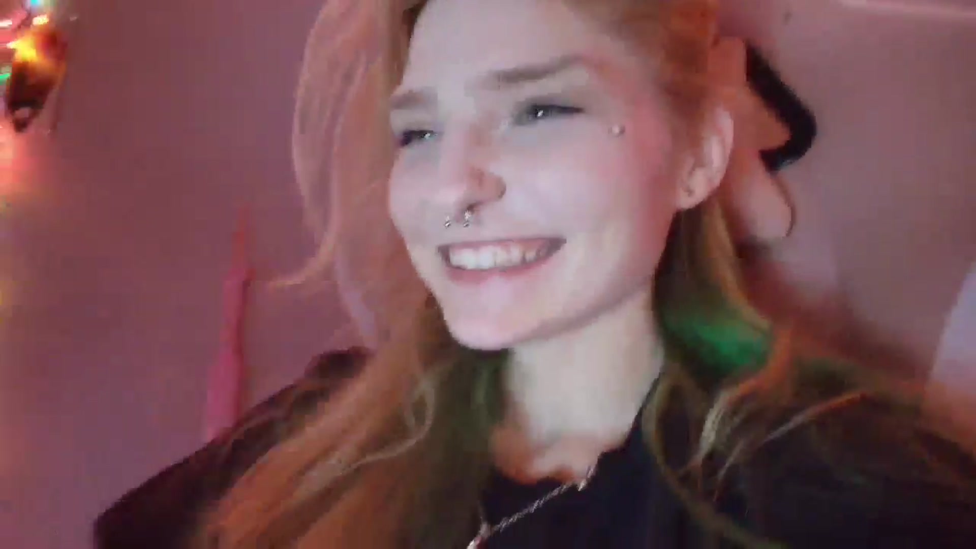 Gallery image thumbnail from DuckChan0's myfreecams stream on, 01/11/2026, 24:42 image 16 of 20