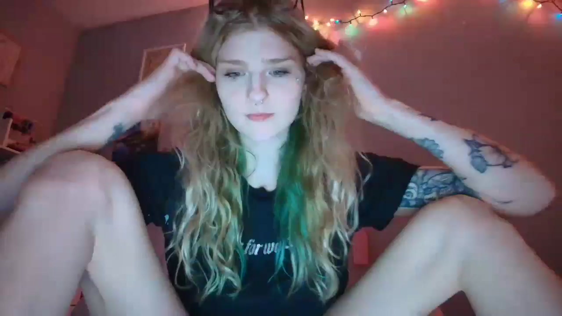 Gallery image thumbnail from DuckChan0's myfreecams stream on, 01/12/2026, 01:12 image 15 of 20