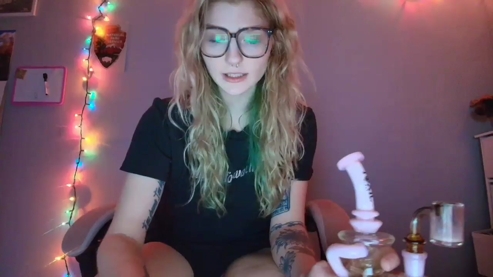 Gallery image thumbnail from DuckChan0's myfreecams stream on, 01/12/2026, 02:06 image 7 of 20