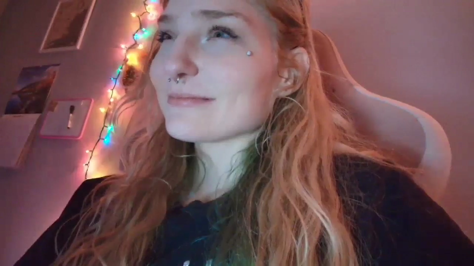 Gallery image thumbnail from DuckChan0's myfreecams stream on, 01/12/2026, 02:06 image 18 of 20