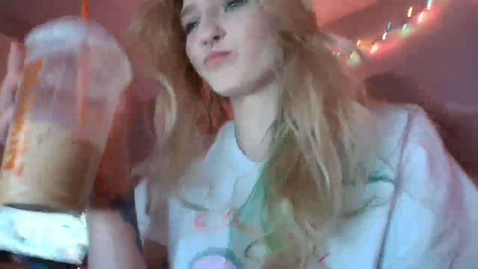 Gallery image thumbnail from DuckChan0's myfreecams stream on, 01/12/2026, 18:58 image 19 of 20