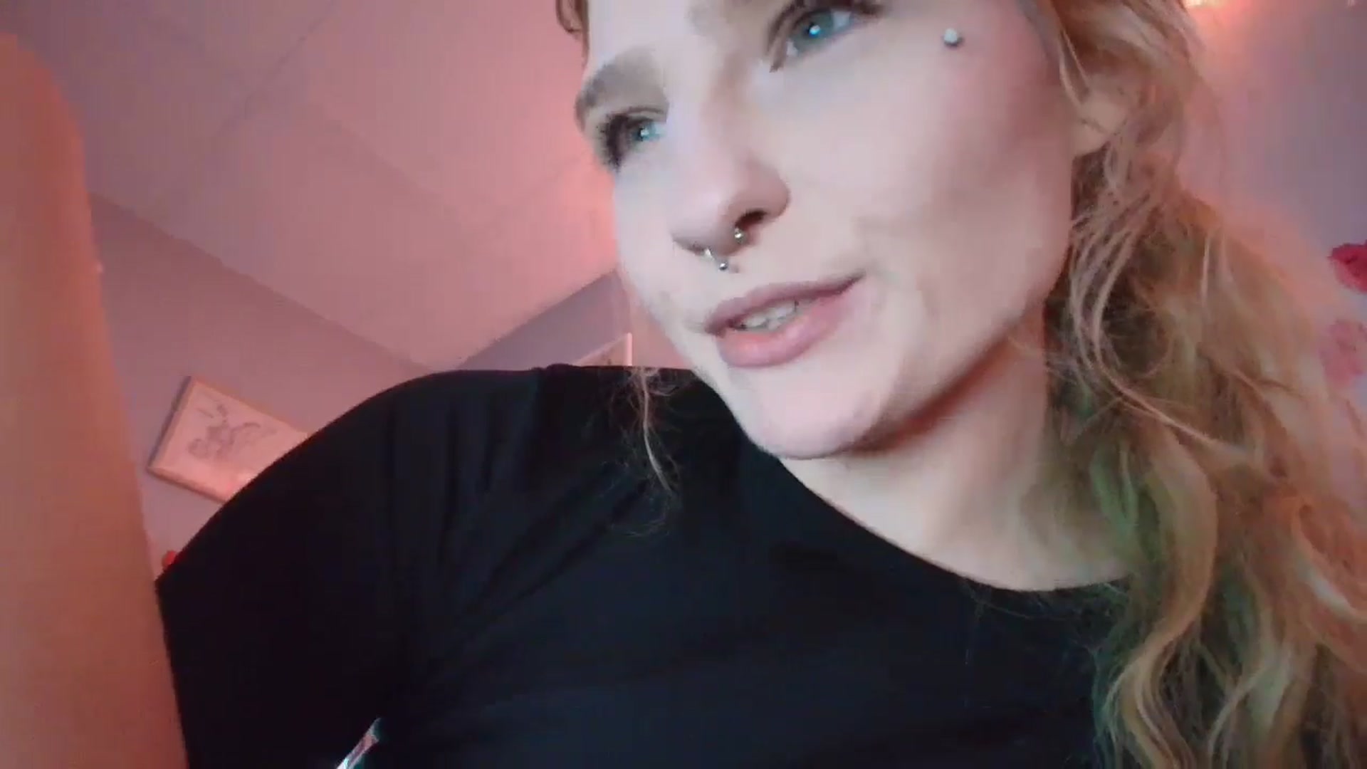 Gallery image thumbnail from DuckChan0's myfreecams stream on, 01/13/2026, 18:44 image 2 of 20