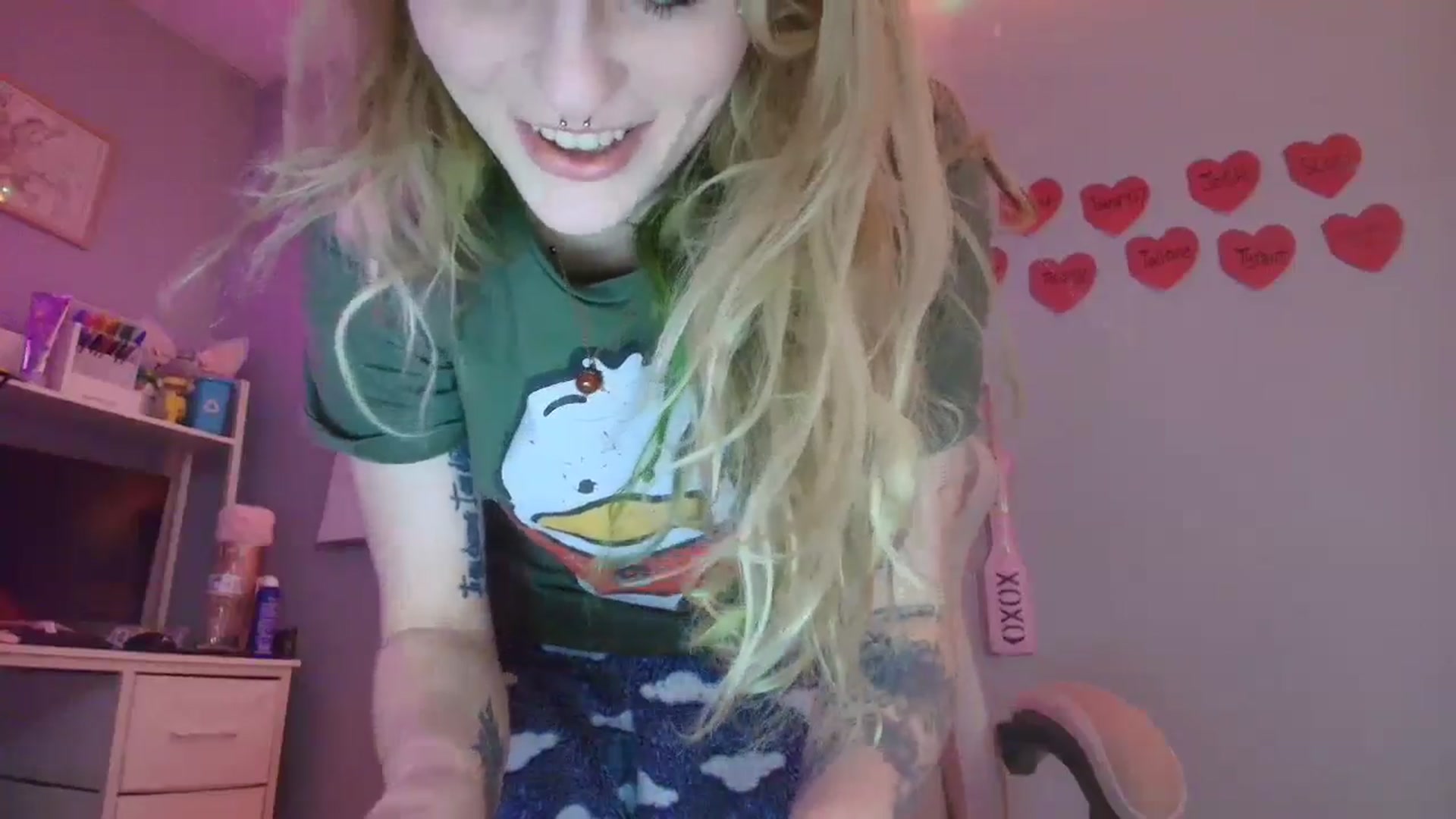 Gallery image thumbnail from DuckChan0's myfreecams stream on, 01/17/2026, 17:02 image 7 of 20
