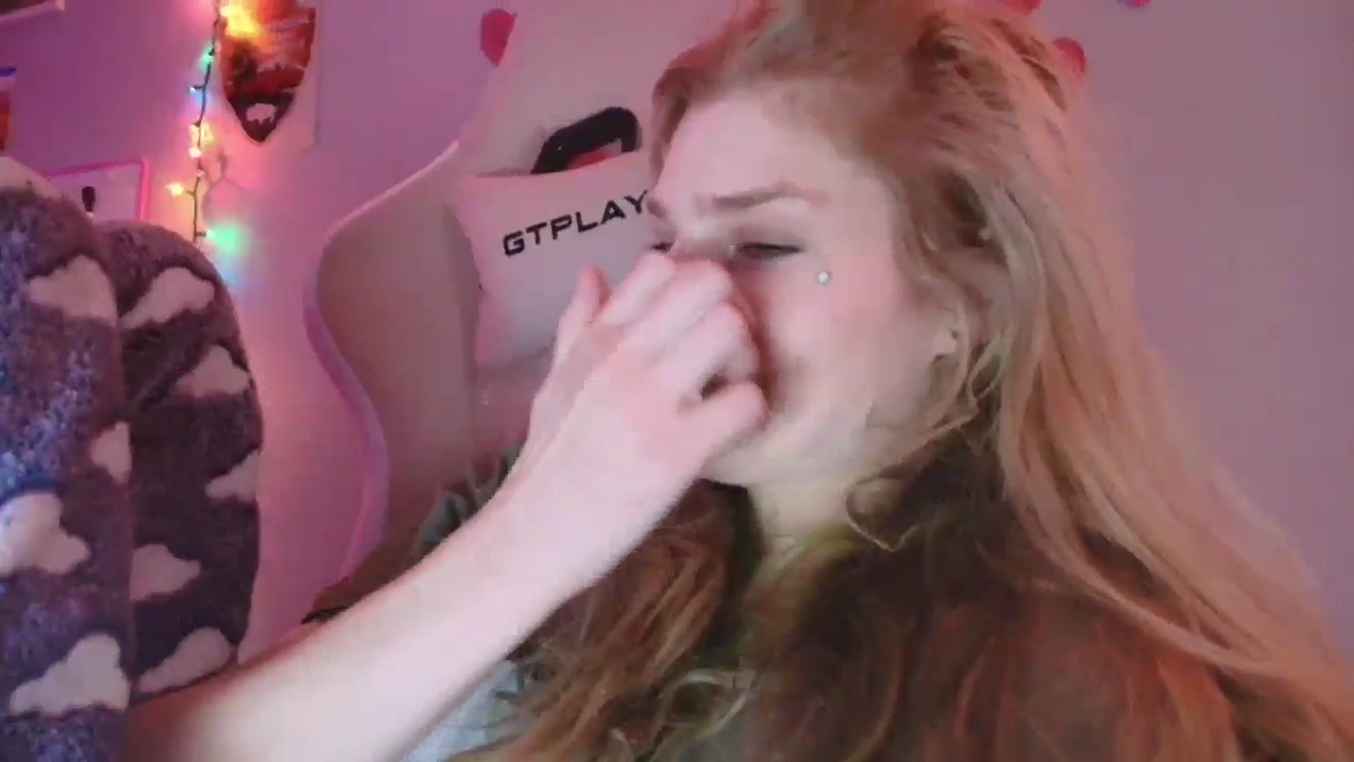 Gallery image thumbnail from DuckChan0's myfreecams stream on, 01/17/2026, 17:02 image 19 of 20