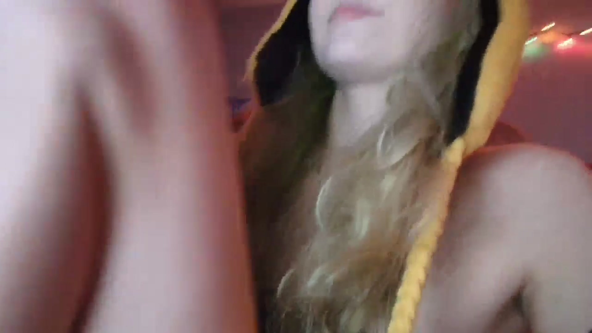 Gallery image thumbnail from DuckChan0's myfreecams stream on, 01/18/2026, 18:31 image 11 of 20
