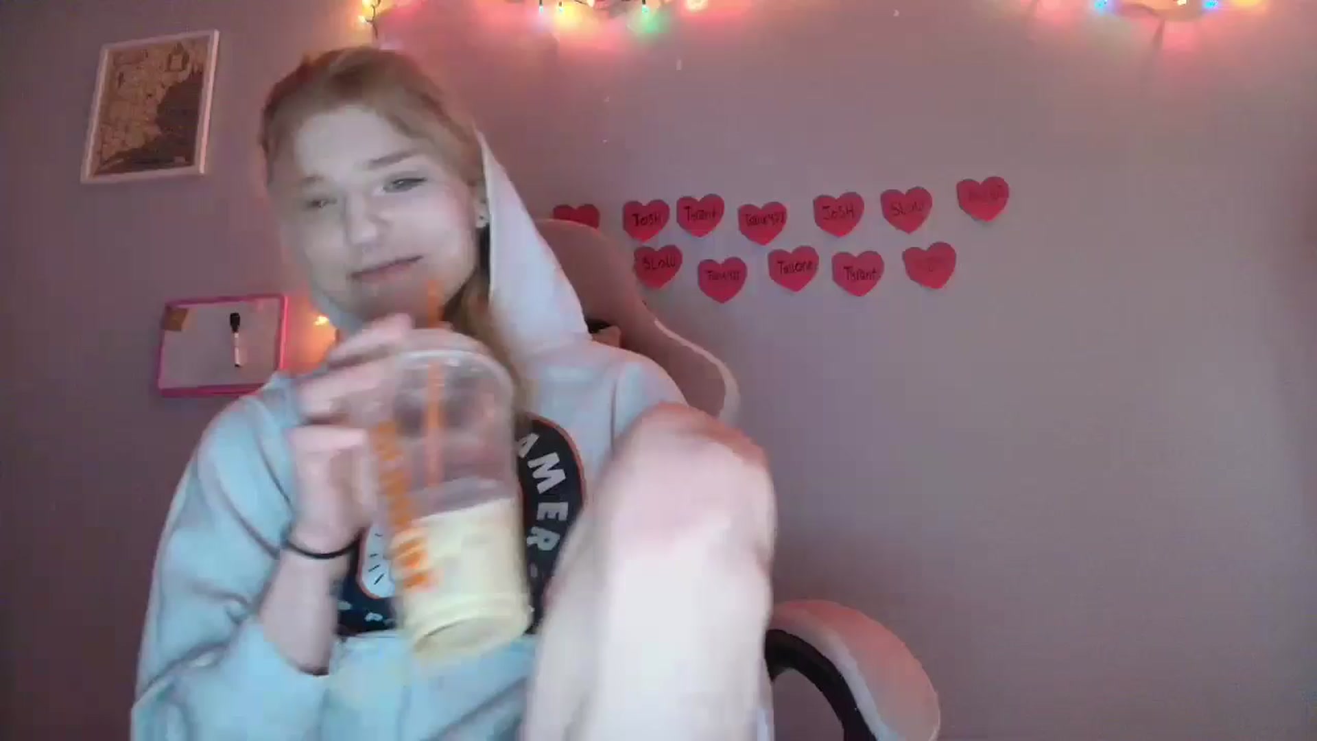 Gallery image thumbnail from DuckChan0's myfreecams stream on, 01/20/2026, 16:59 image 1 of 20