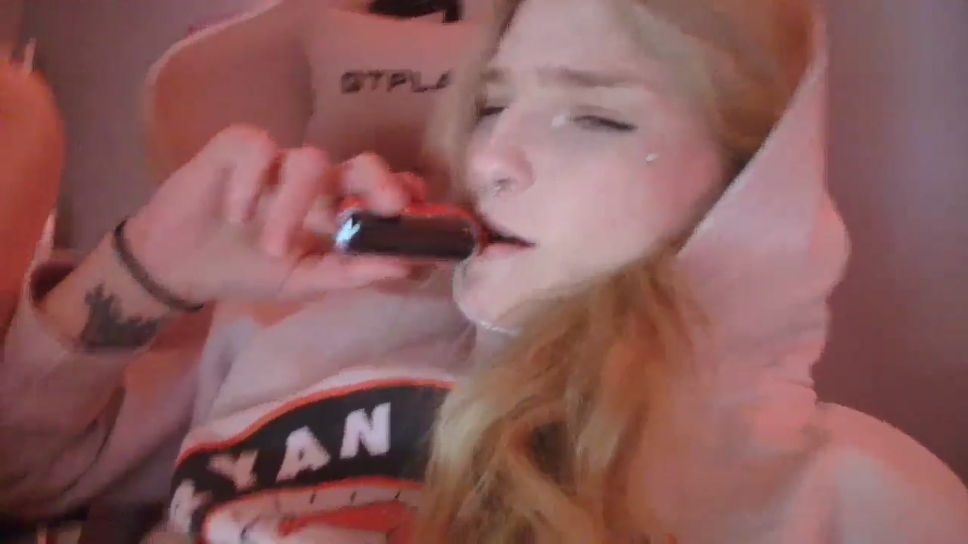 Gallery image thumbnail from DuckChan0's myfreecams stream on, 01/20/2026, 16:59 image 6 of 20