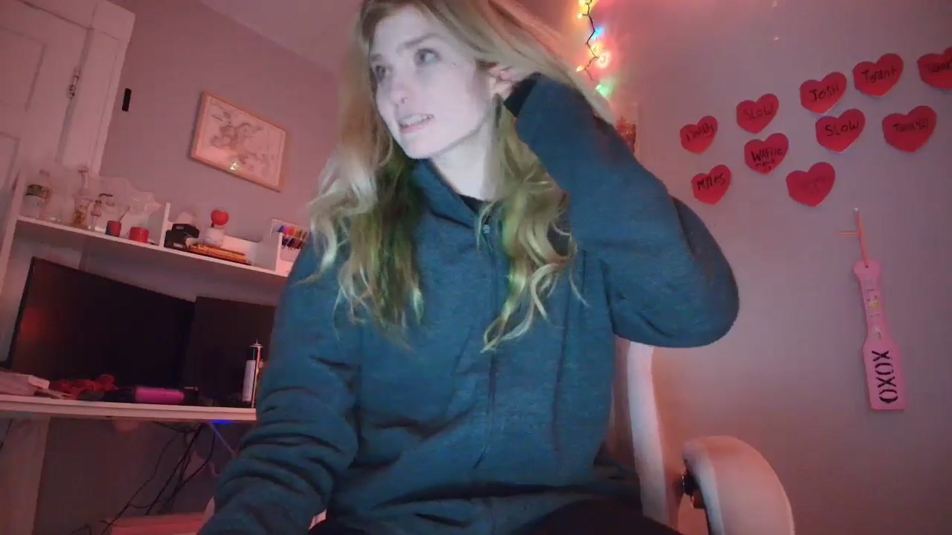 Gallery image thumbnail from DuckChan0's myfreecams stream on, 01/21/2026, 18:41 image 10 of 20