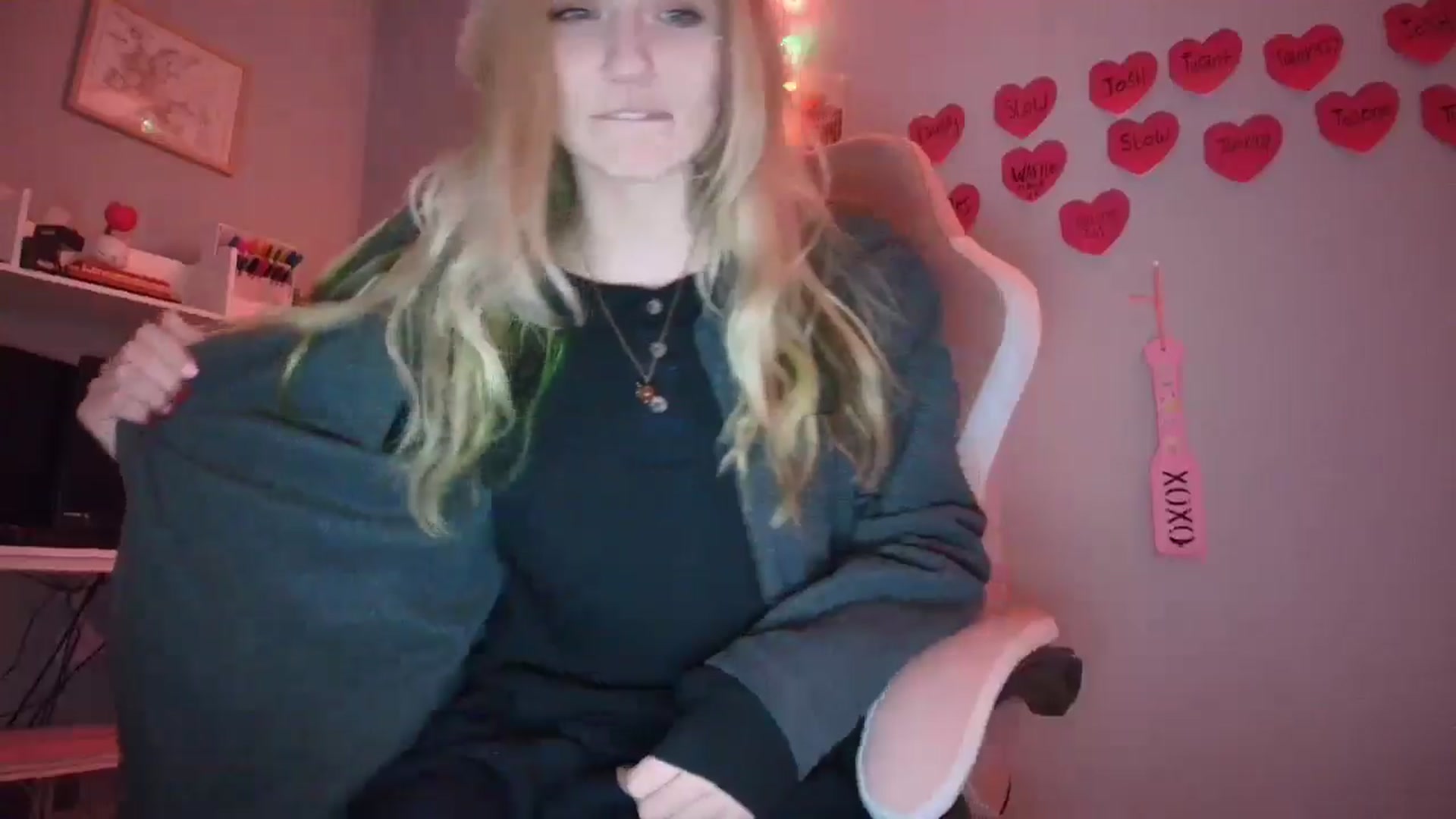 Gallery image thumbnail from DuckChan0's myfreecams stream on, 01/21/2026, 18:56 image 4 of 20