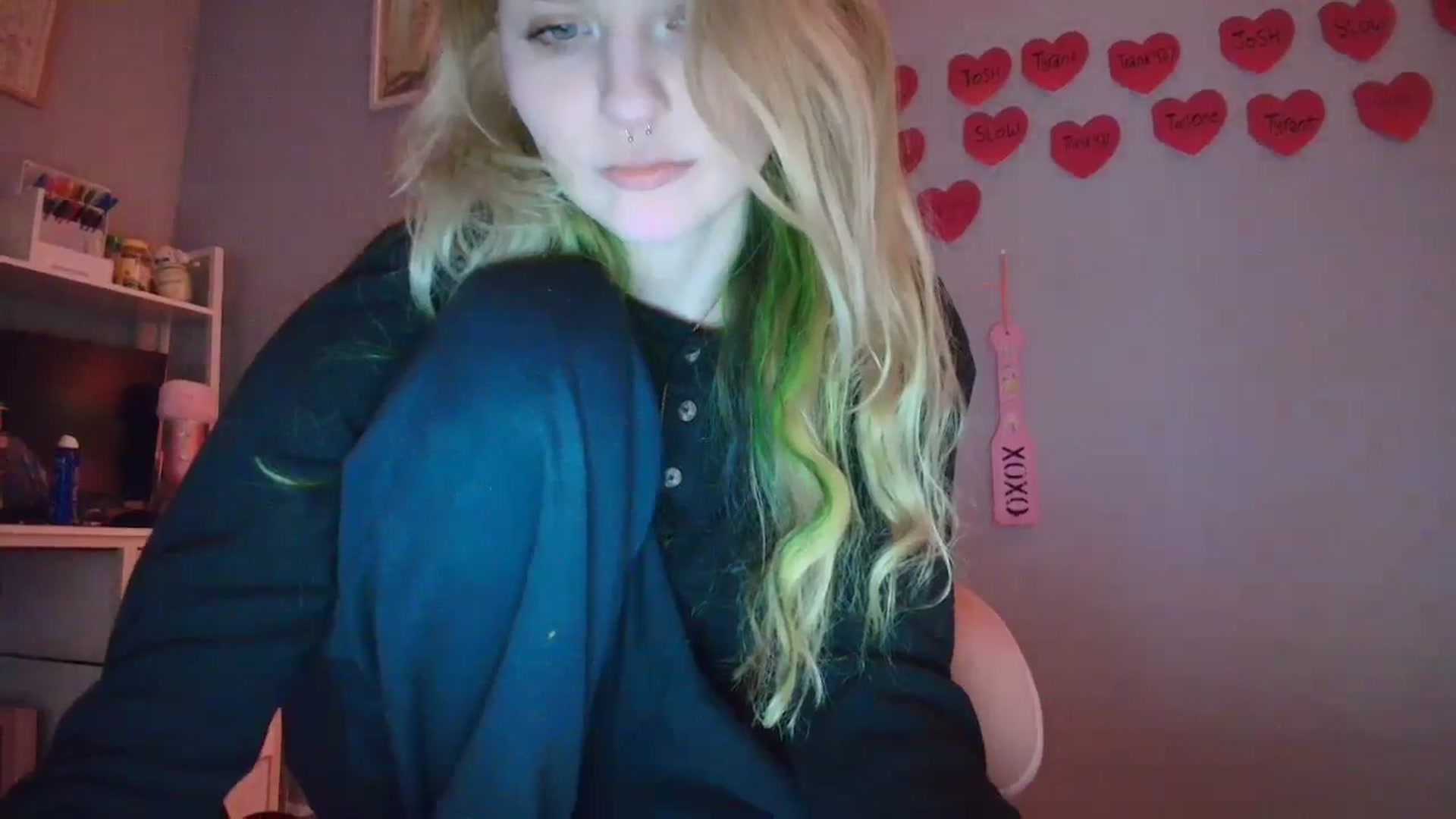 Gallery image thumbnail from DuckChan0's myfreecams stream on, 01/21/2026, 18:56 image 6 of 20