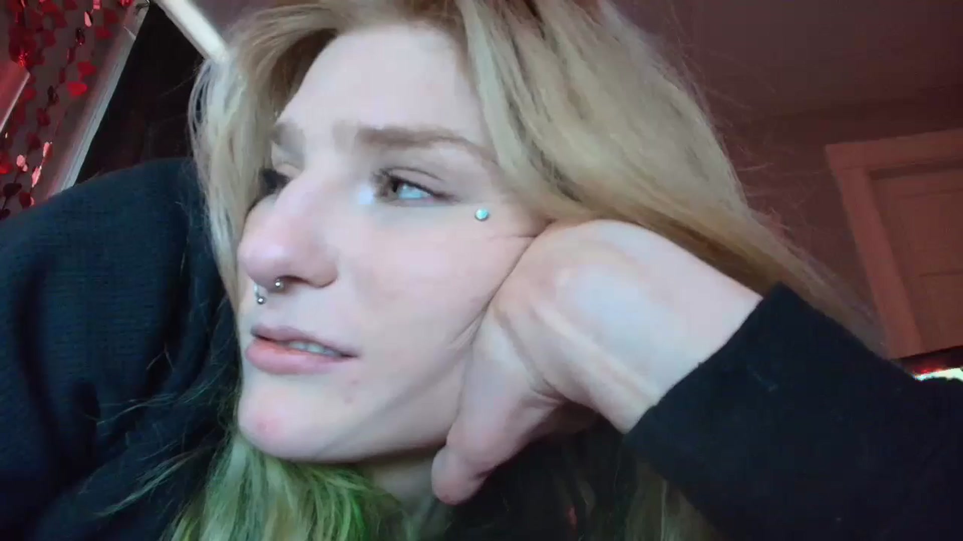 Gallery image thumbnail from DuckChan0's myfreecams stream on, 01/21/2026, 20:01 image 5 of 20