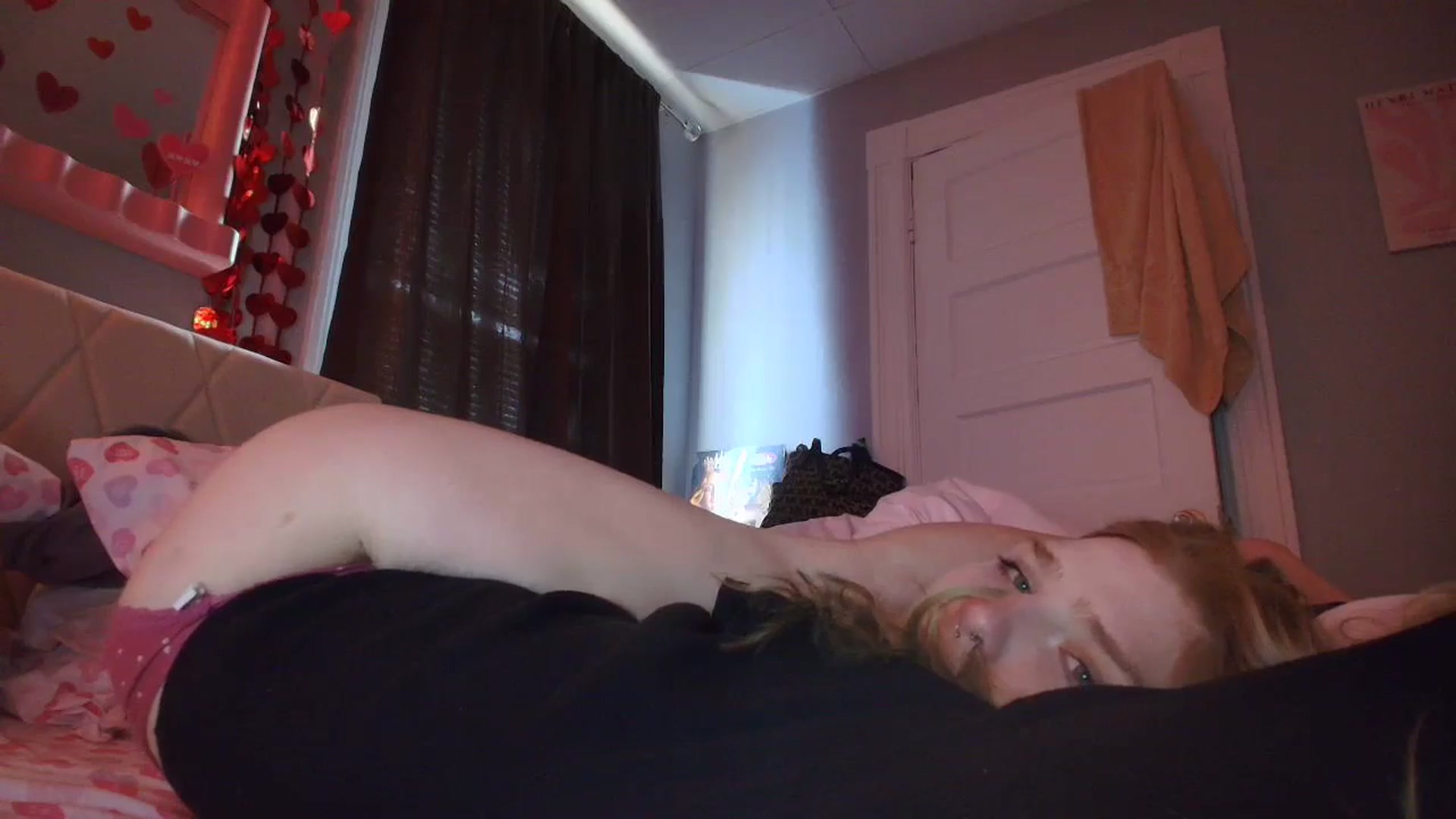 Gallery image thumbnail from DuckChan0's myfreecams stream on, 01/21/2026, 20:01 image 3 of 20