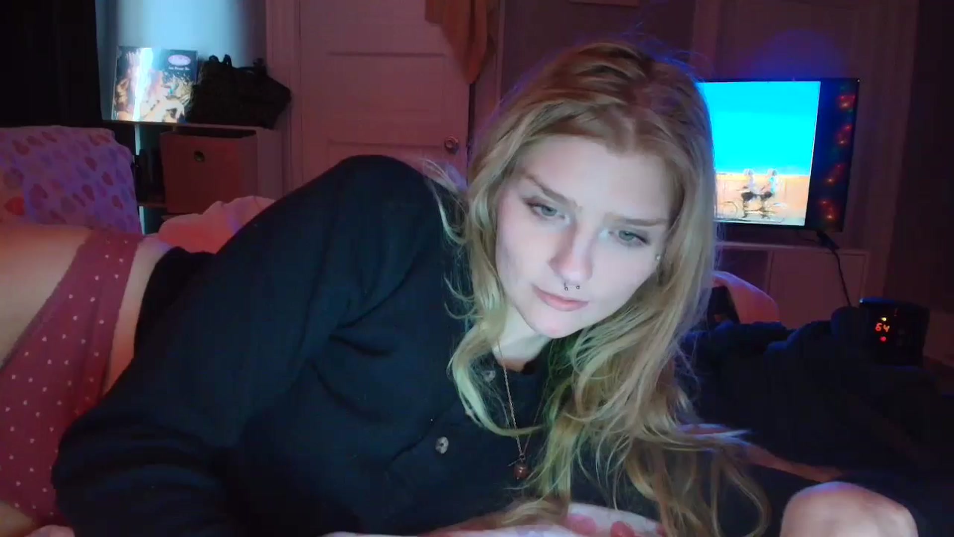 Gallery image thumbnail from DuckChan0's myfreecams stream on, 01/21/2026, 20:01 image 14 of 20