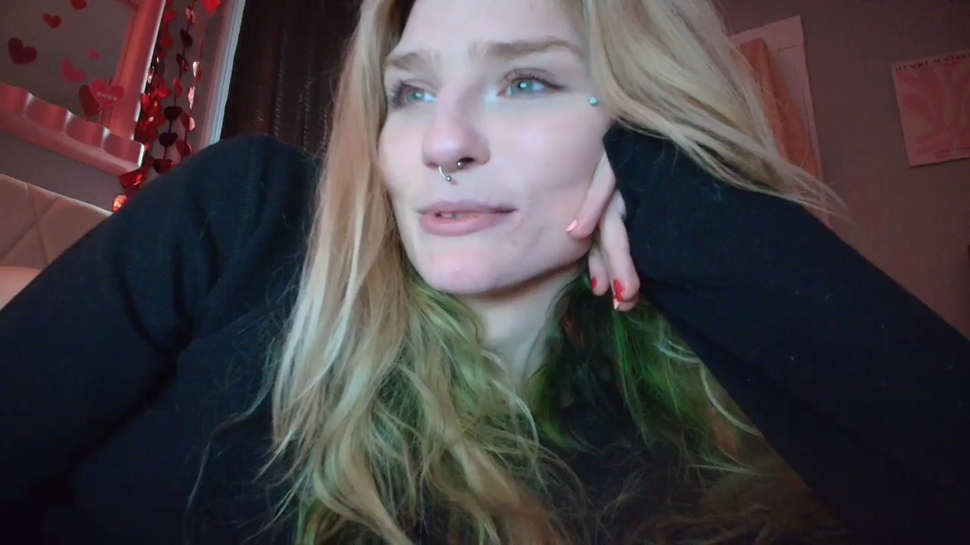 Gallery image thumbnail from DuckChan0's myfreecams stream on, 01/21/2026, 20:01 image 2 of 20
