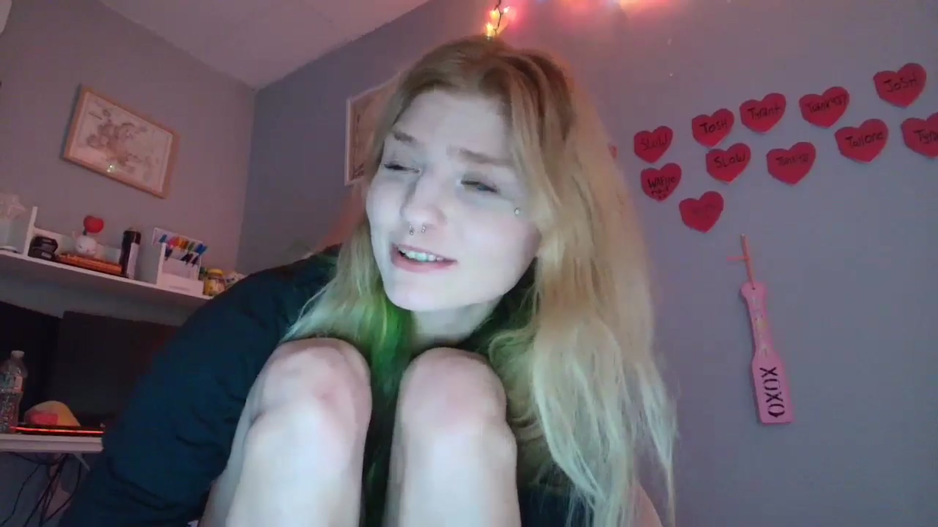 Gallery image thumbnail from DuckChan0's myfreecams stream on, 01/22/2026, 16:09 image 10 of 20