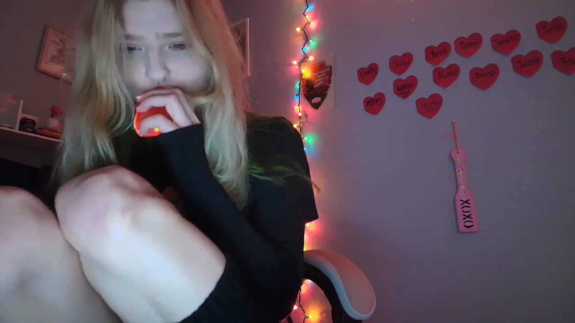 Gallery image thumbnail from DuckChan0's myfreecams stream on, 01/22/2026, 16:09 image 19 of 20