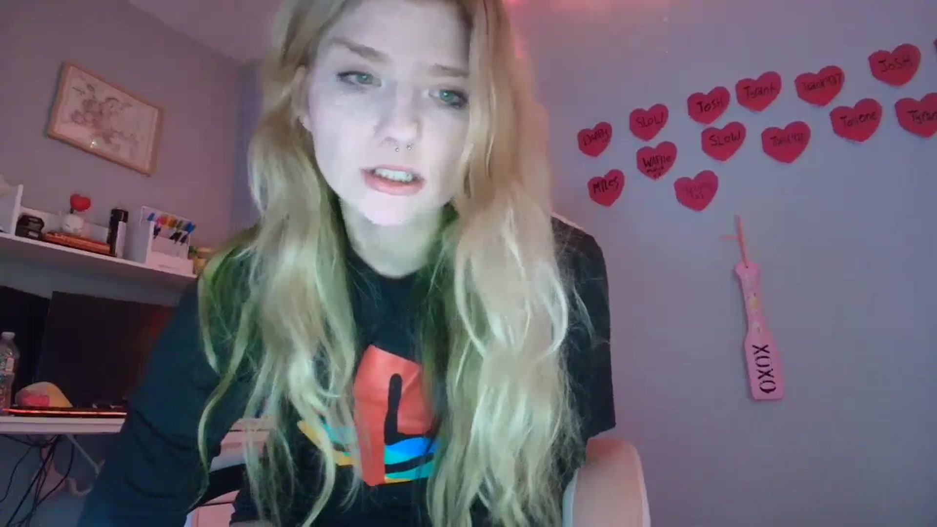 Gallery image thumbnail from DuckChan0's myfreecams stream on, 01/22/2026, 16:09 image 14 of 20