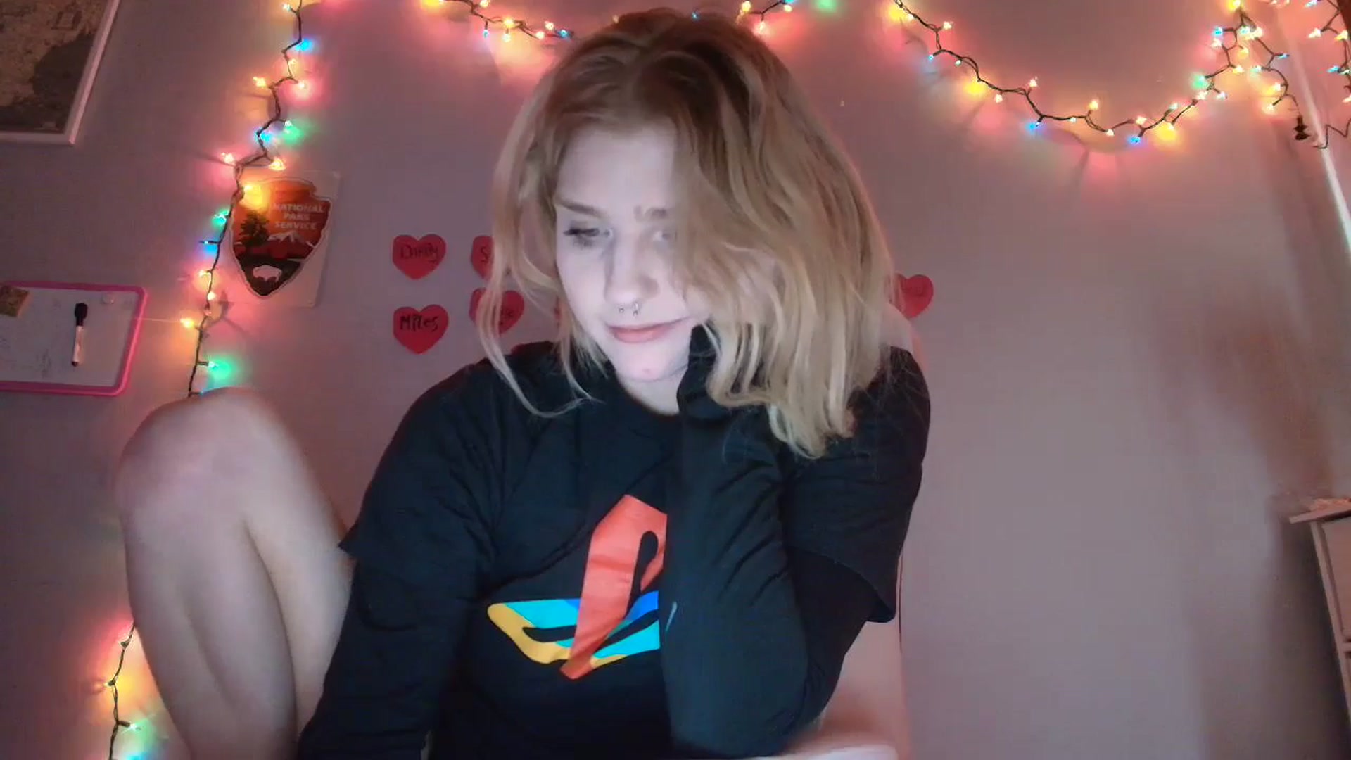 Gallery image thumbnail from DuckChan0's myfreecams stream on, 01/22/2026, 17:56 image 11 of 20