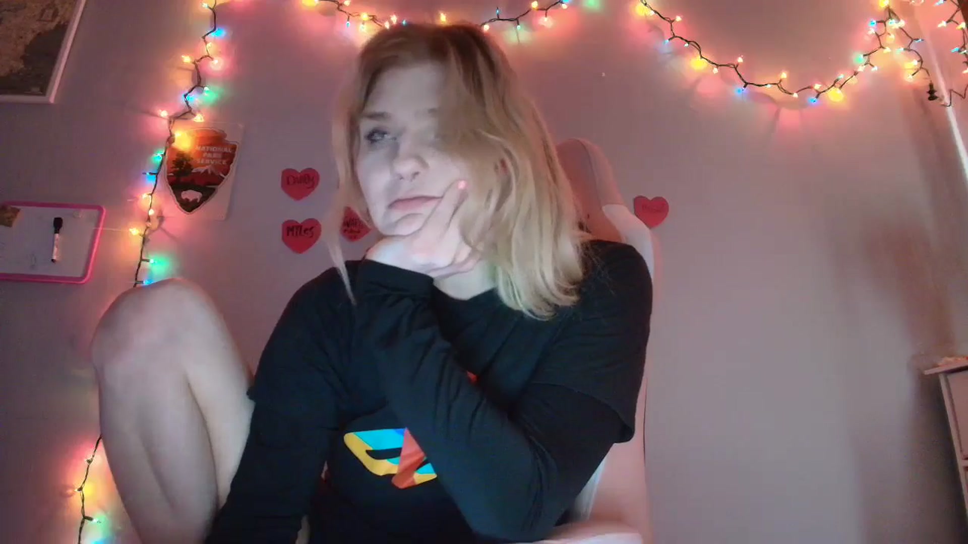 Gallery image thumbnail from DuckChan0's myfreecams stream on, 01/22/2026, 17:56 image 12 of 20