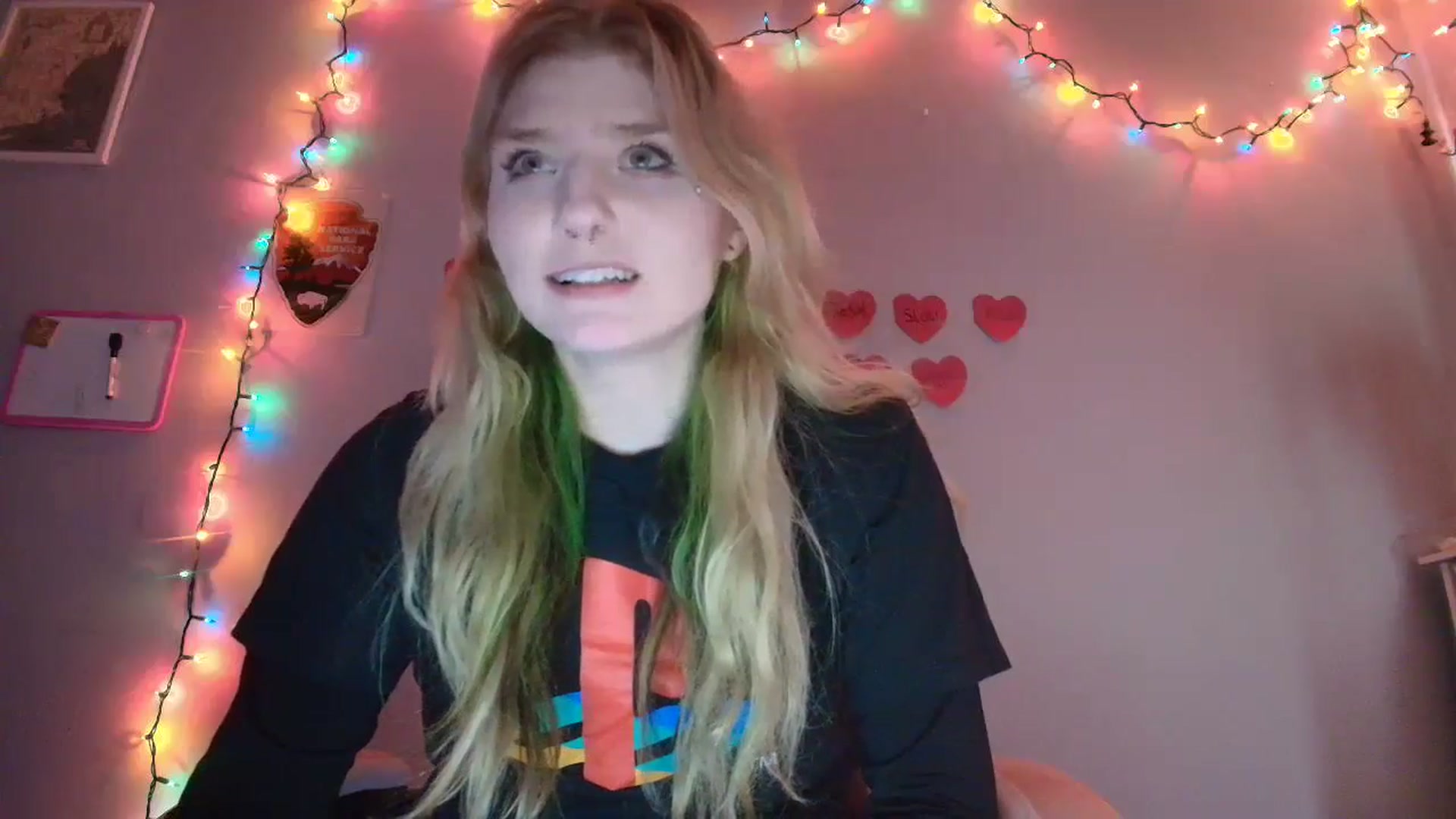 Gallery image thumbnail from DuckChan0's myfreecams stream on, 01/22/2026, 17:56 image 15 of 20