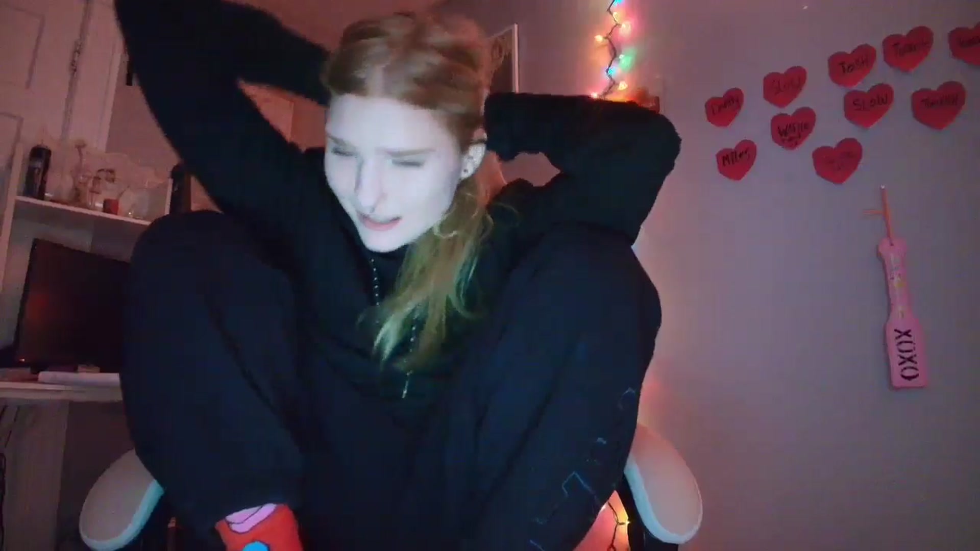 Gallery image thumbnail from DuckChan0's myfreecams stream on, 01/23/2026, 19:43 image 7 of 20