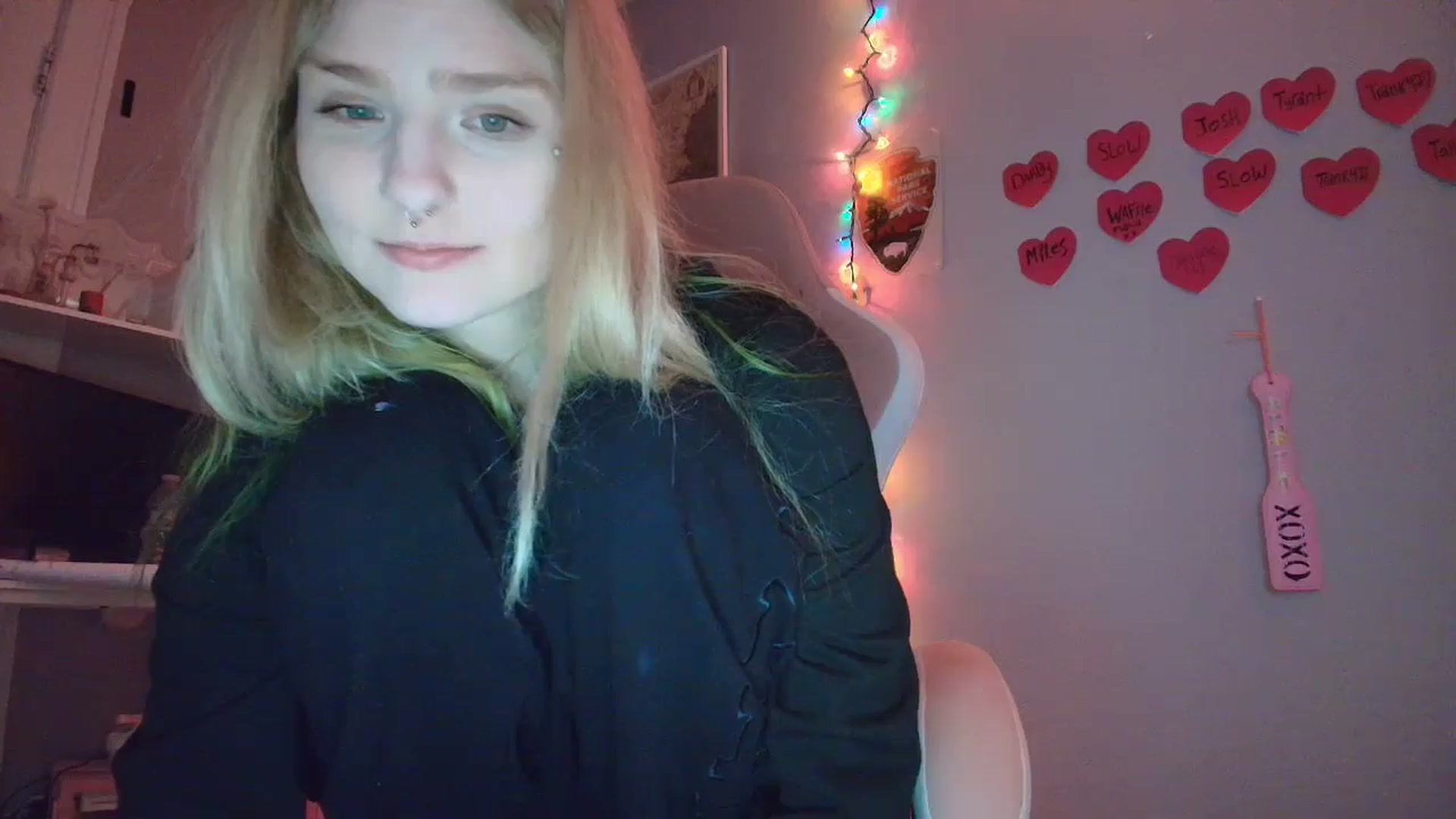 Gallery image thumbnail from DuckChan0's myfreecams stream on, 01/23/2026, 19:43 image 2 of 20