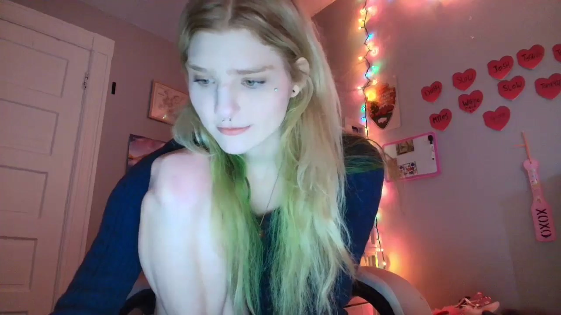 Gallery image thumbnail from DuckChan0's myfreecams stream on, 01/28/2026, 17:18 image 8 of 20