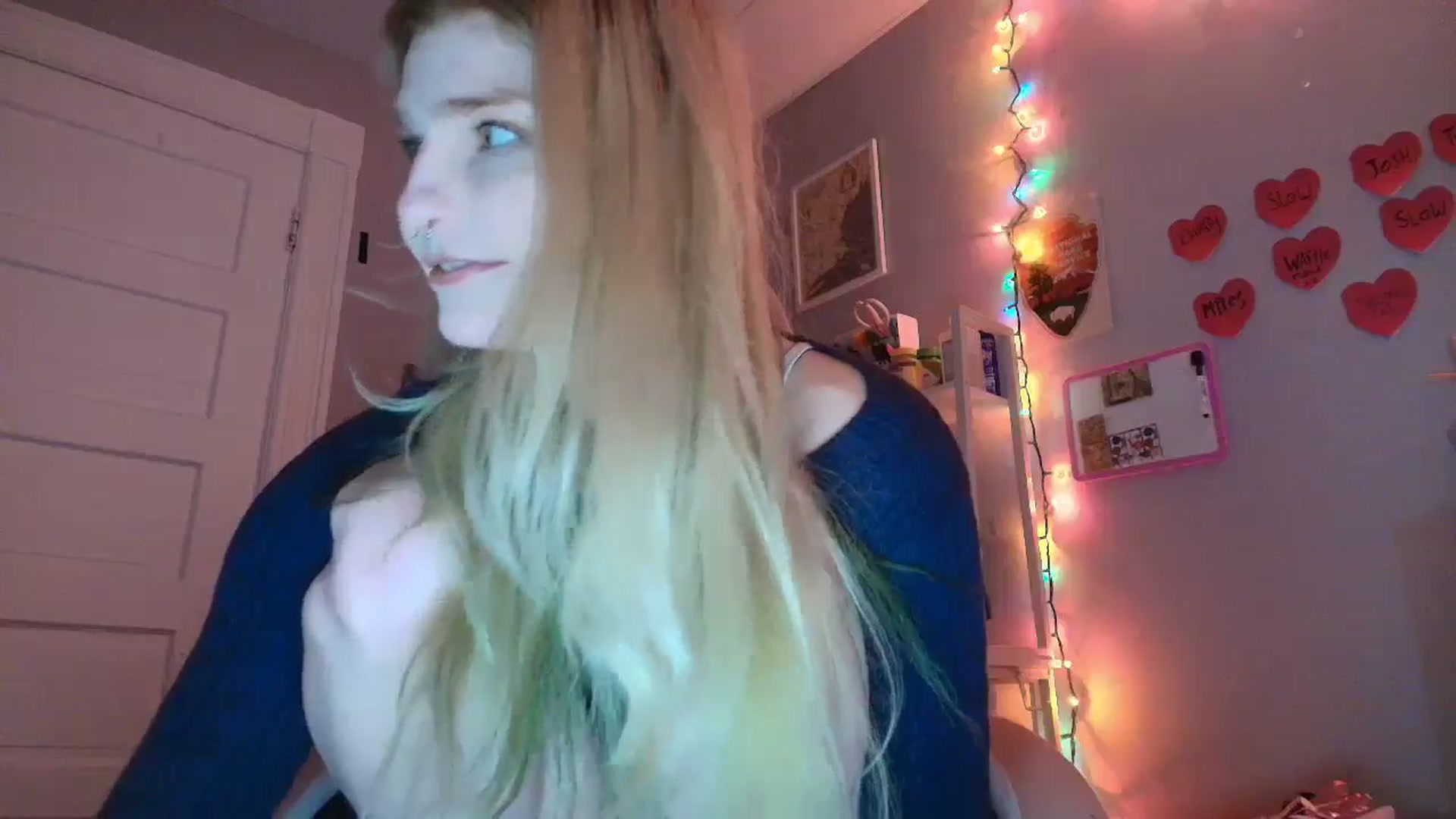 Gallery image thumbnail from DuckChan0's myfreecams stream on, 01/28/2026, 17:18 image 5 of 20
