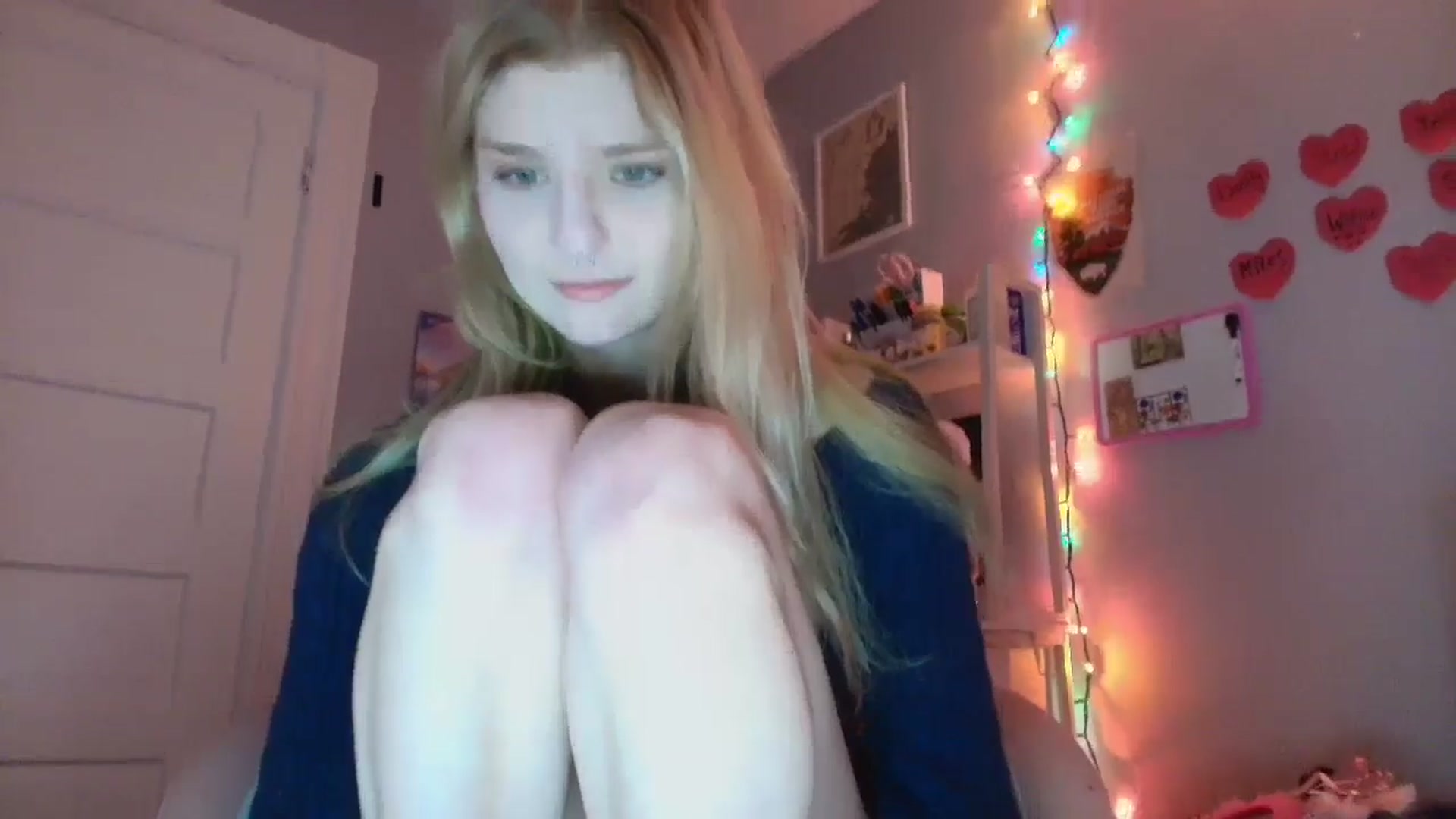 Gallery image thumbnail from DuckChan0's myfreecams stream on, 01/28/2026, 17:18 image 2 of 20