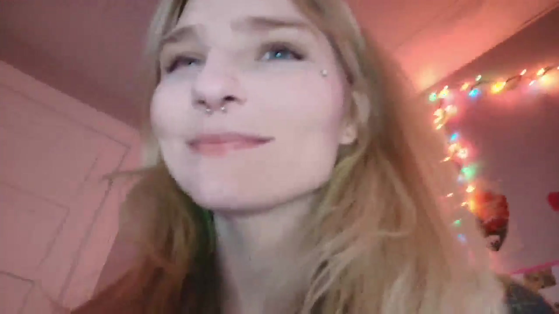 Gallery image thumbnail from DuckChan0's myfreecams stream on, 01/28/2026, 17:18 image 3 of 20