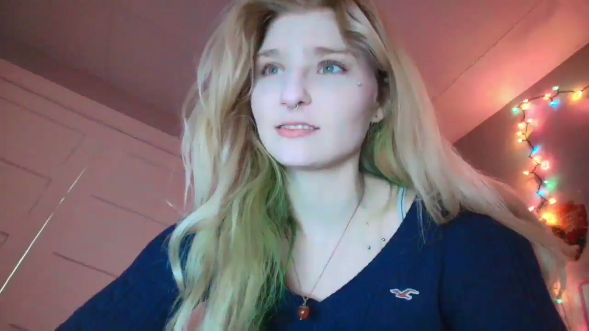 Gallery image thumbnail from DuckChan0's myfreecams stream on, 01/28/2026, 17:18 image 6 of 20