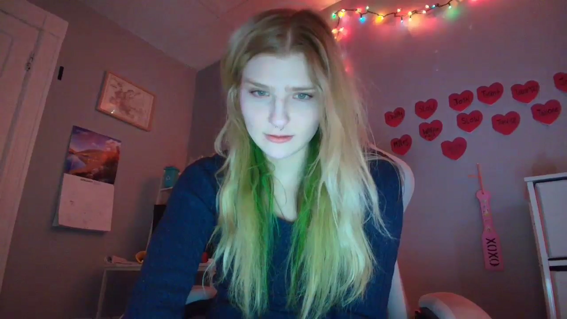 Gallery image thumbnail from DuckChan0's myfreecams stream on, 01/28/2026, 17:49 image 8 of 20