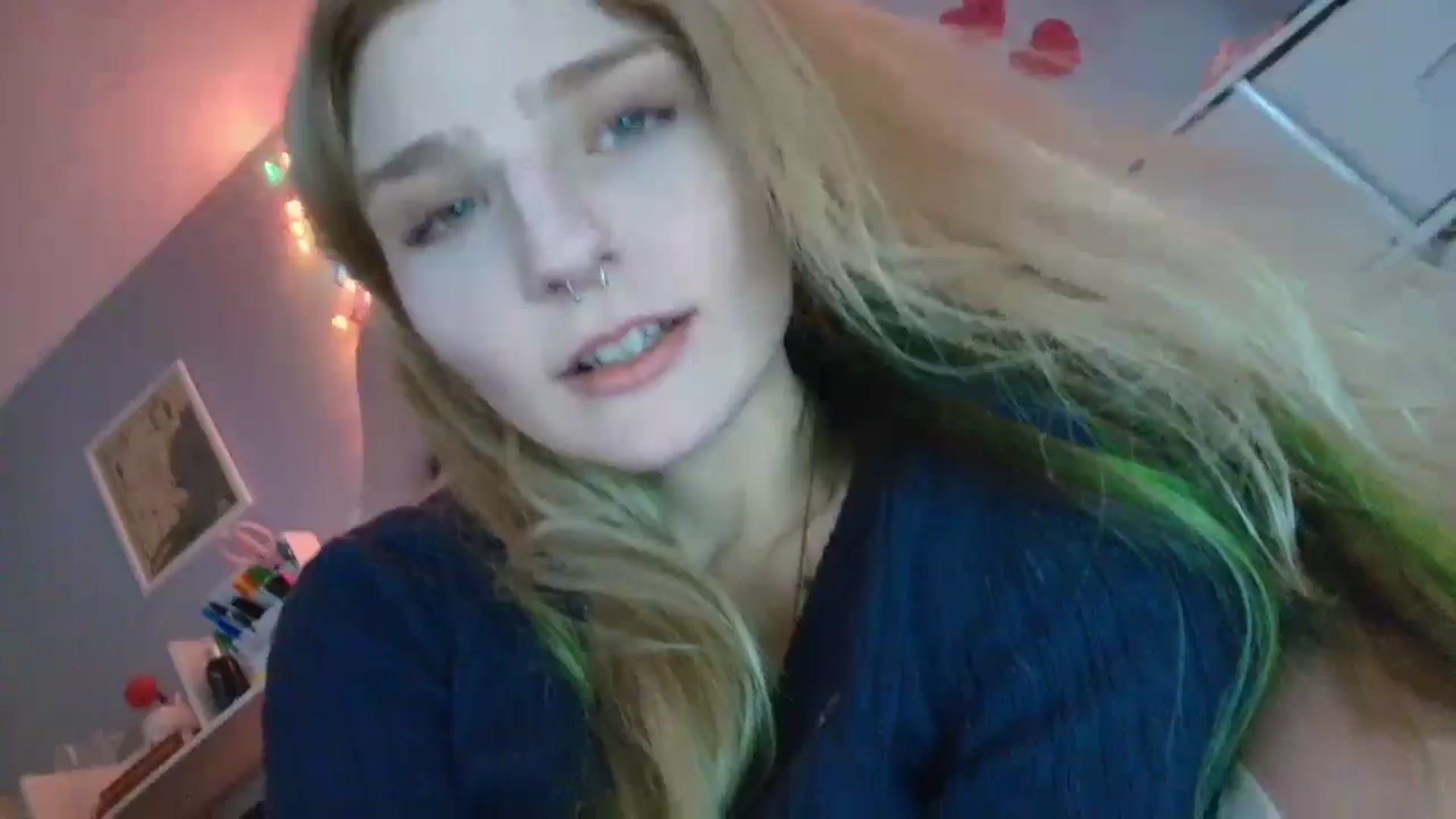 Gallery image thumbnail from DuckChan0's myfreecams stream on, 01/28/2026, 18:32 image 1 of 20