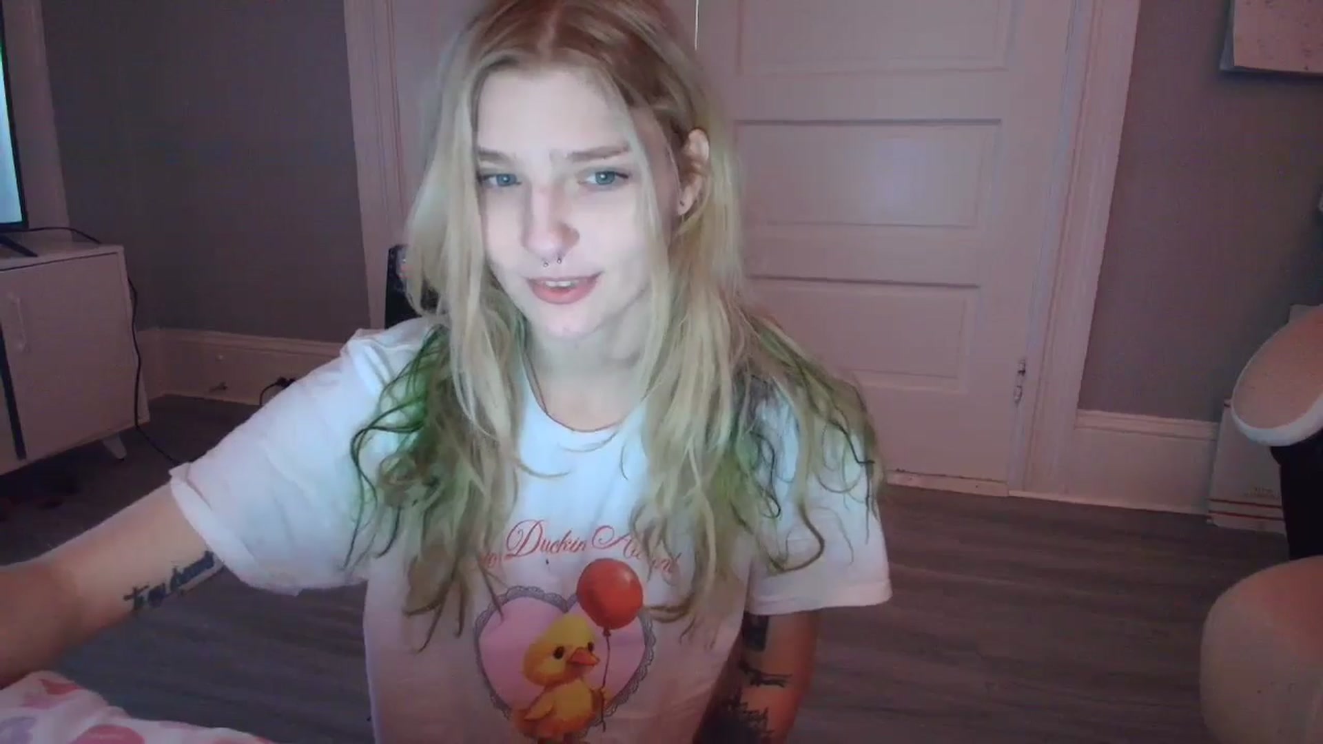 Gallery image thumbnail from DuckChan0's myfreecams stream on, 01/29/2026, 14:48 image 3 of 20