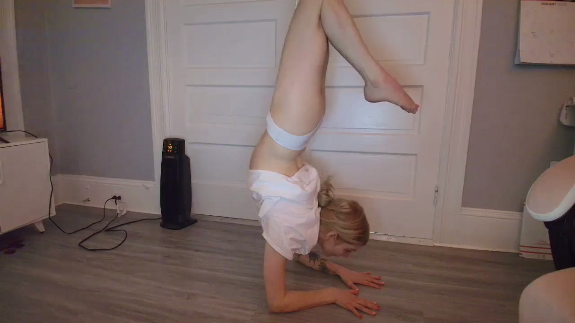 Gallery image thumbnail from DuckChan0's myfreecams stream on, 01/29/2026, 14:48 image 5 of 20