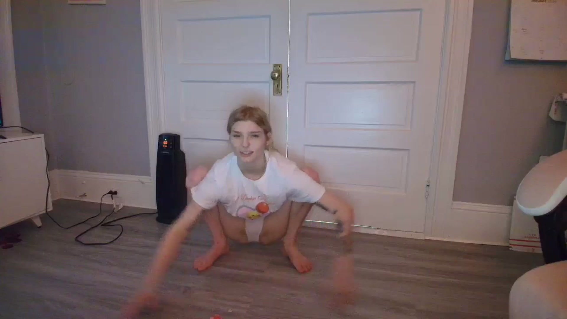 Gallery image thumbnail from DuckChan0's myfreecams stream on, 01/29/2026, 14:48 image 6 of 20