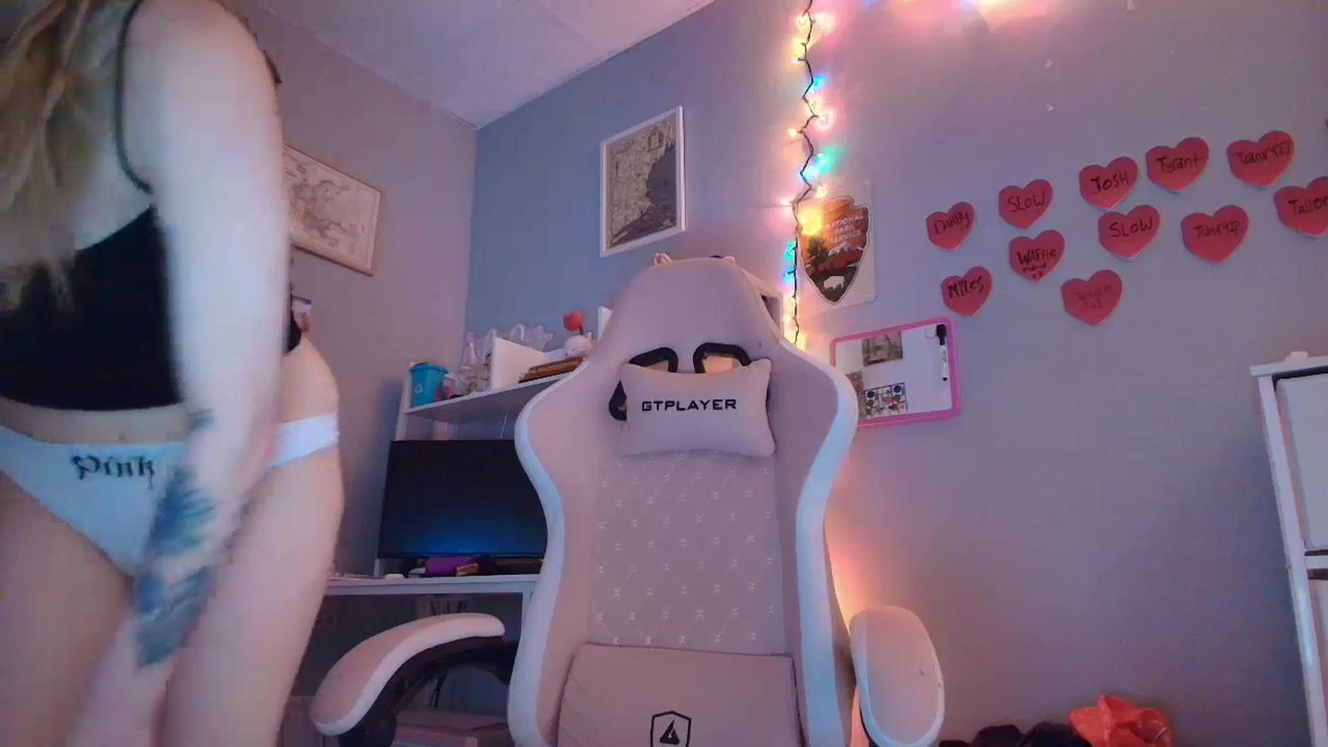 Gallery image thumbnail from DuckChan0's myfreecams stream on, 01/29/2026, 14:48 image 14 of 20