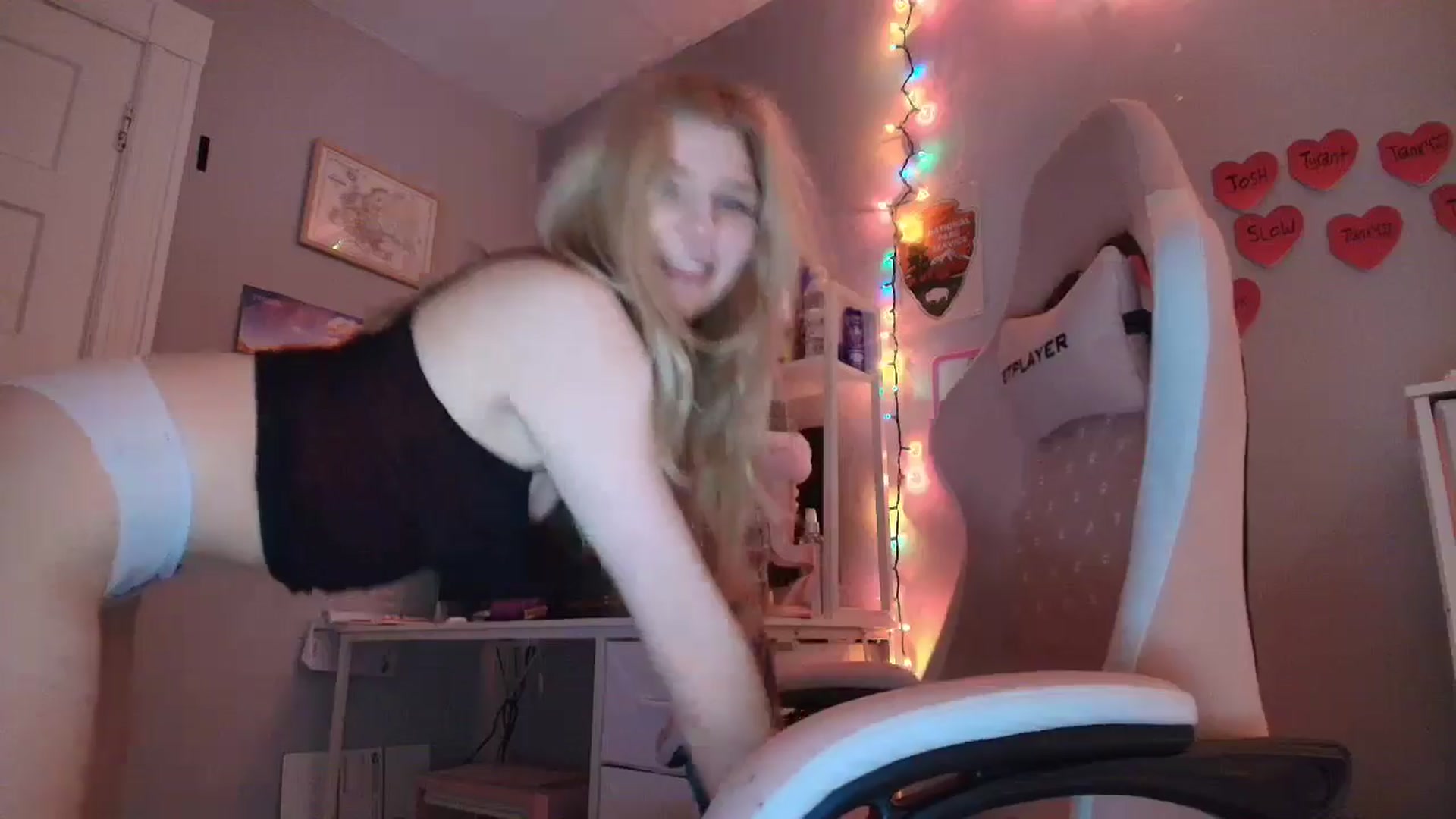 Gallery image thumbnail from DuckChan0's myfreecams stream on, 01/29/2026, 14:48 image 18 of 20