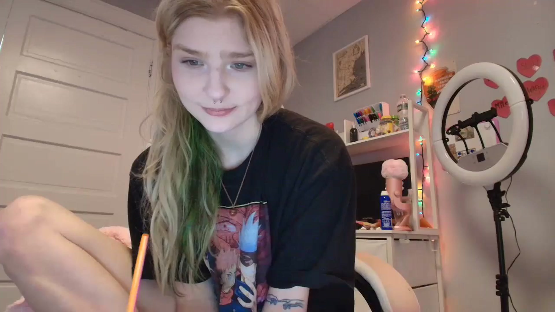 Gallery image thumbnail from DuckChan0's myfreecams stream on, 01/30/2026, 16:09 image 14 of 20