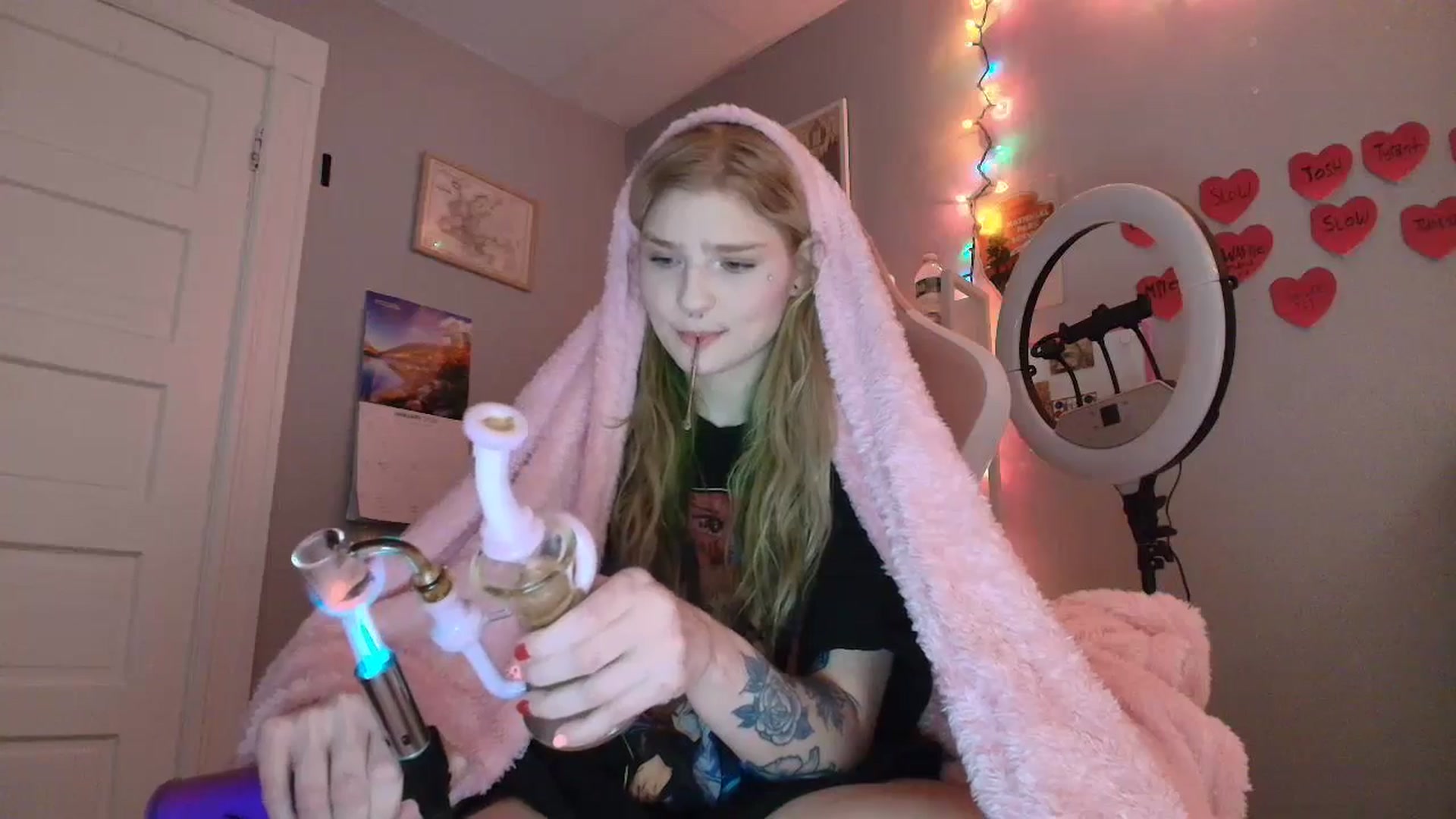 Gallery image thumbnail from DuckChan0's myfreecams stream on, 01/30/2026, 16:46 image 6 of 20