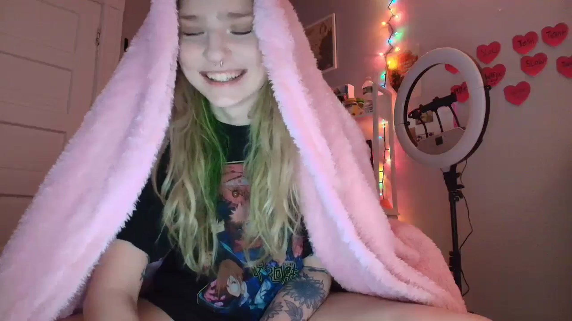 Gallery image thumbnail from DuckChan0's myfreecams stream on, 01/30/2026, 16:46 image 15 of 20