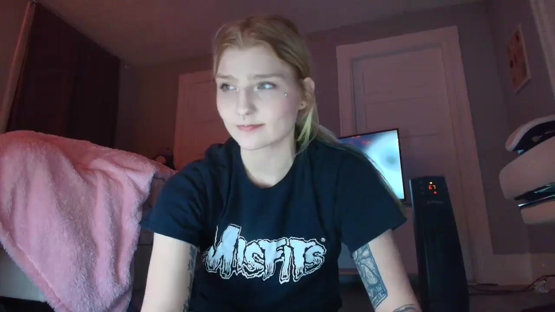 Gallery image thumbnail from DuckChan0's myfreecams stream on, 02/02/2026, 01:21 image 3 of 20