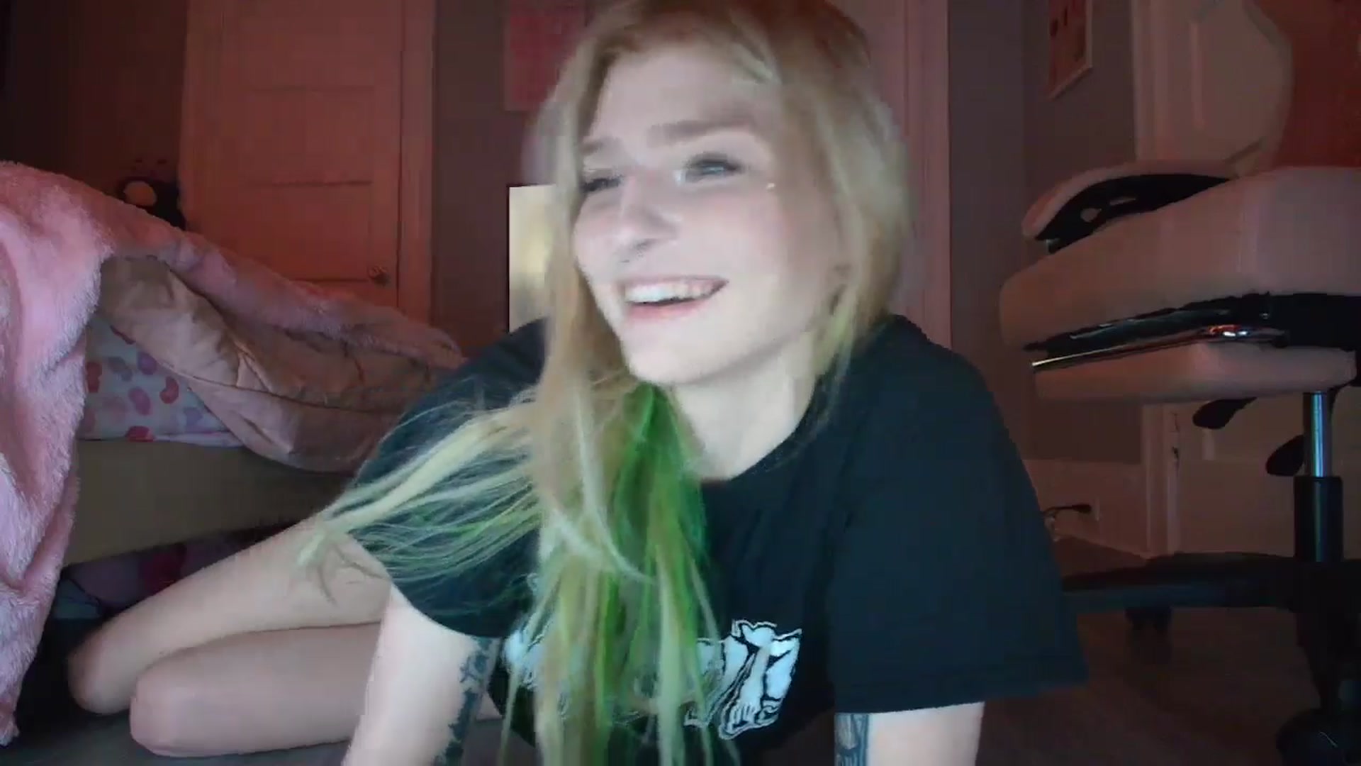 Gallery image thumbnail from DuckChan0's myfreecams stream on, 02/02/2026, 01:21 image 9 of 20