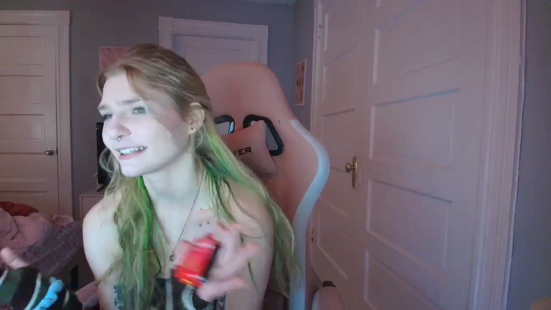 Gallery image thumbnail from DuckChan0's myfreecams stream on, 02/02/2026, 15:51 image 2 of 20